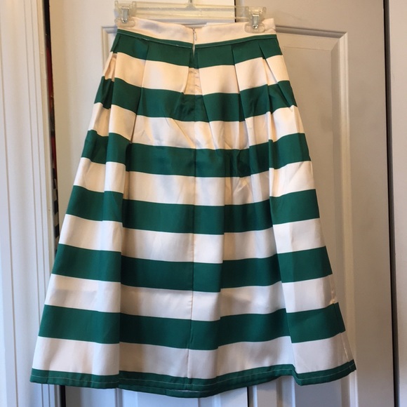 Akira Black Label striped skirt. Never worn! - Picture 4 of 4
